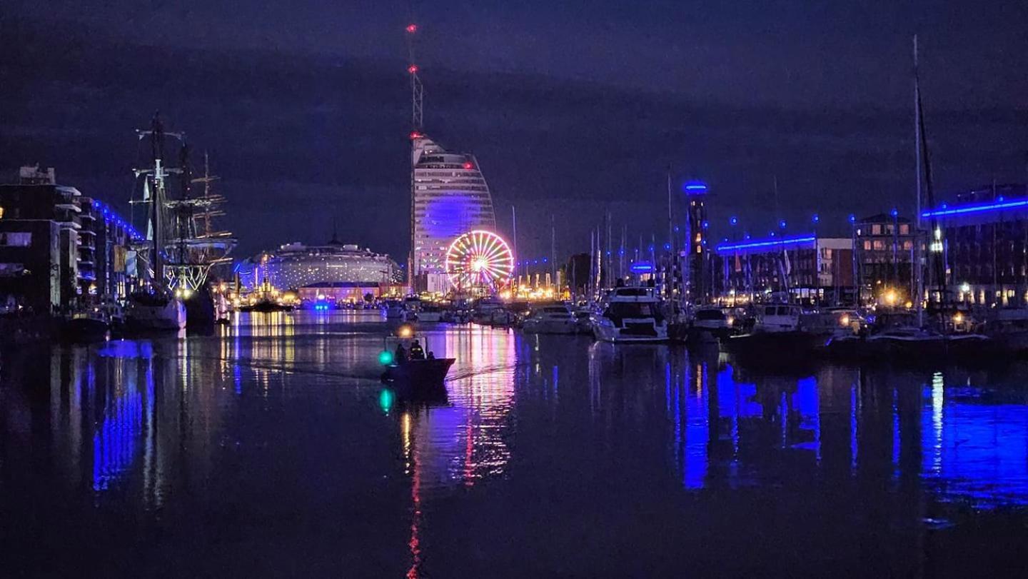 Gemuetl Wohnung Mit Blick Auf Den Hafen Bremerhaven Exterior foto